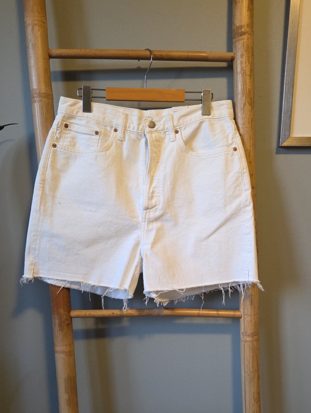 Denum Forum The Yoko Mid Thigh Short
